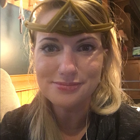 Meet your Posher, Kristen - Picture 3 of 3